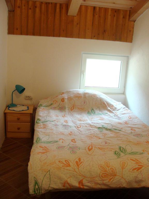 Kamp Rut Pansiyon Kobarid Oda fotoğraf