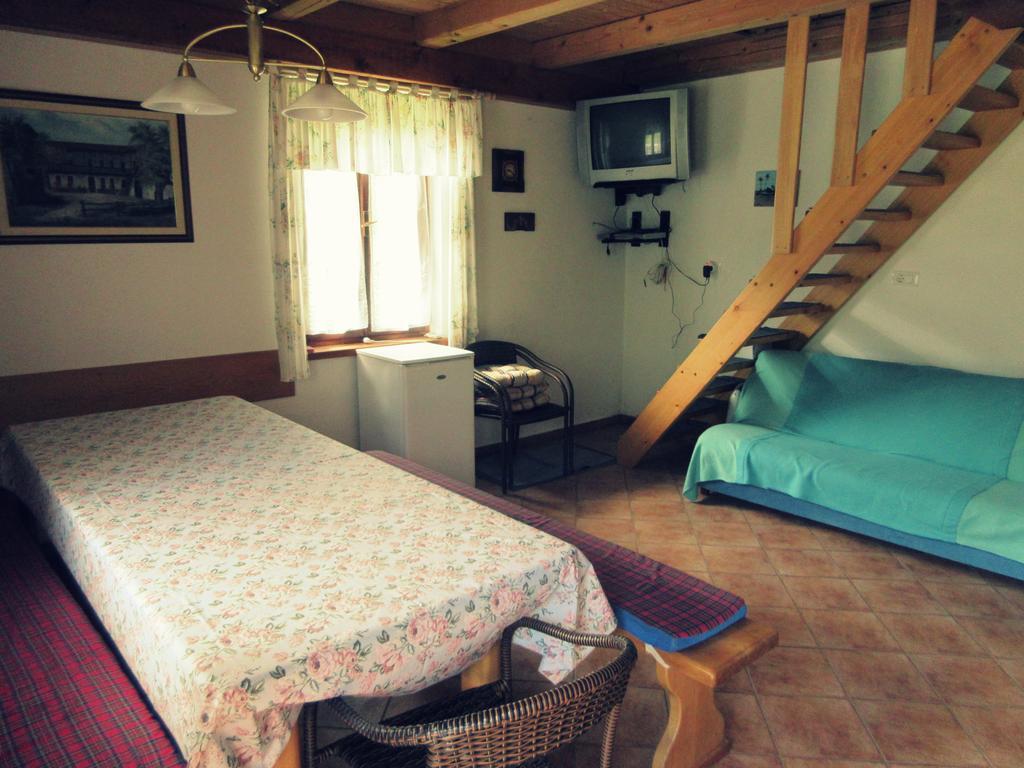 Kamp Rut Pansiyon Kobarid Dış mekan fotoğraf